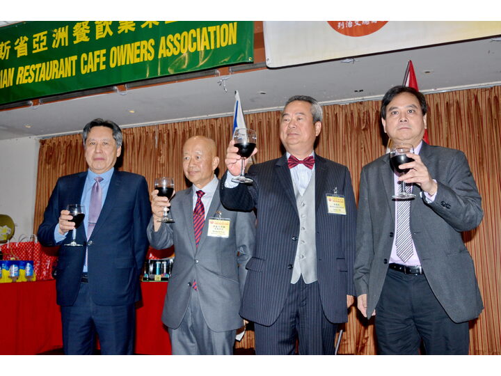 敘利亞難民迎新宴會