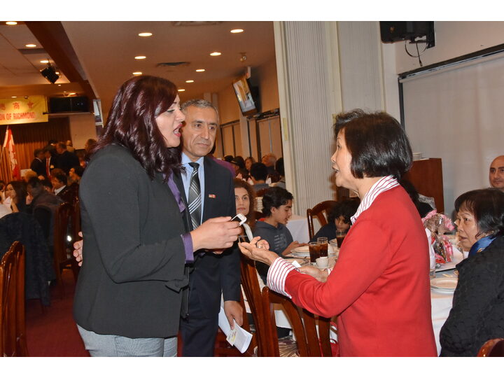 敘利亞難民迎新宴會