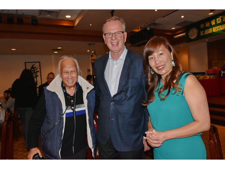 敘利亞難民迎新宴會