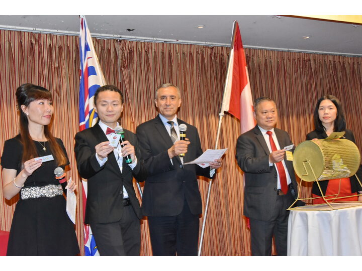 敘利亞難民迎新宴會