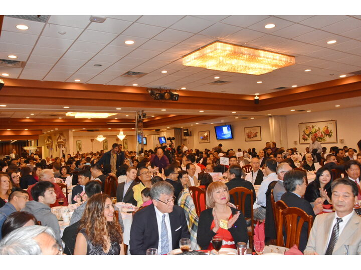 敘利亞難民迎新宴會