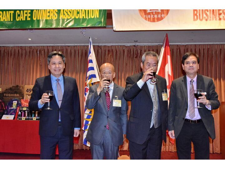 敘利亞難民迎新宴會