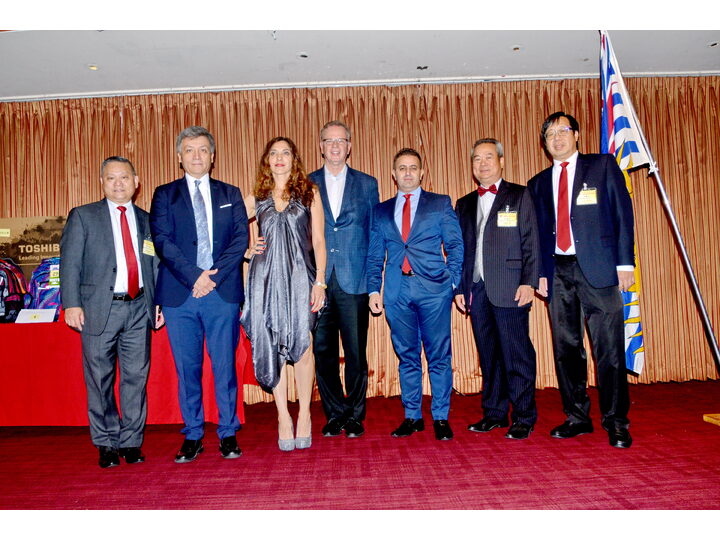 敘利亞難民迎新宴會