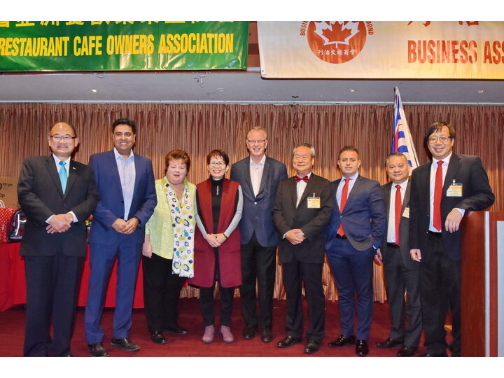 敘利亞難民迎新宴會