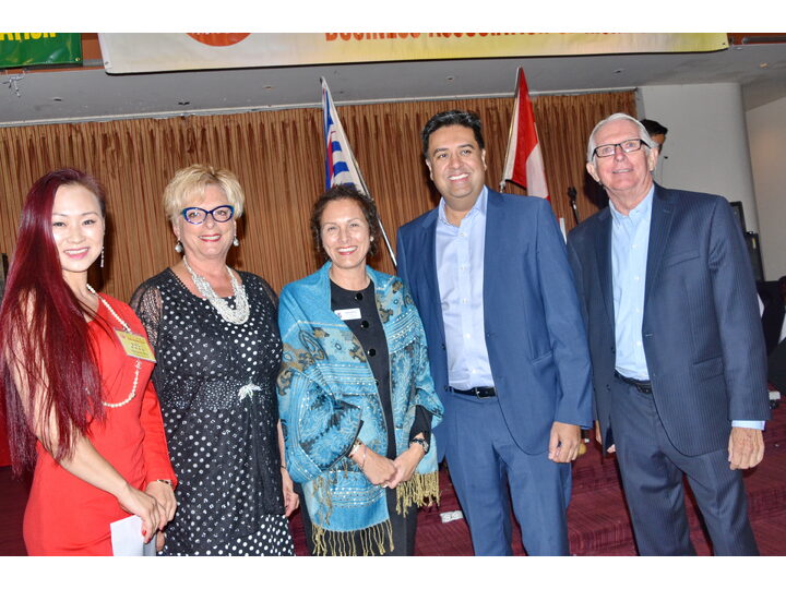 敘利亞難民迎新宴會