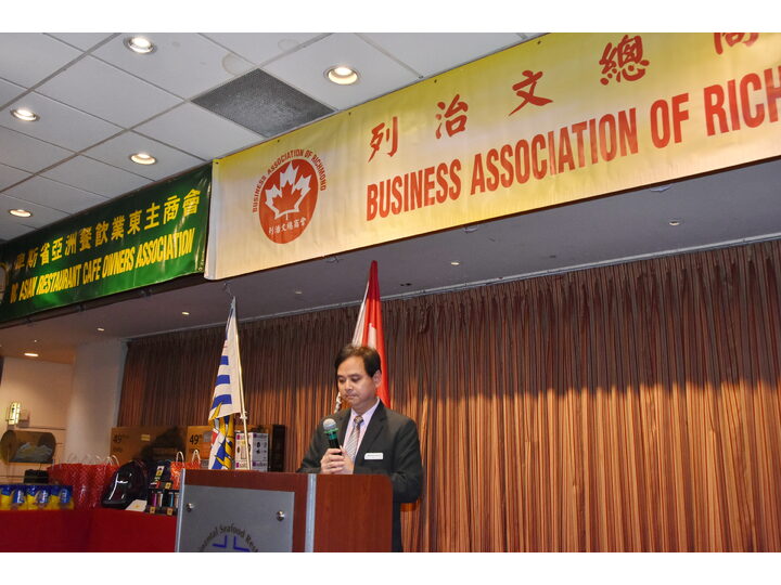 敘利亞難民迎新宴會