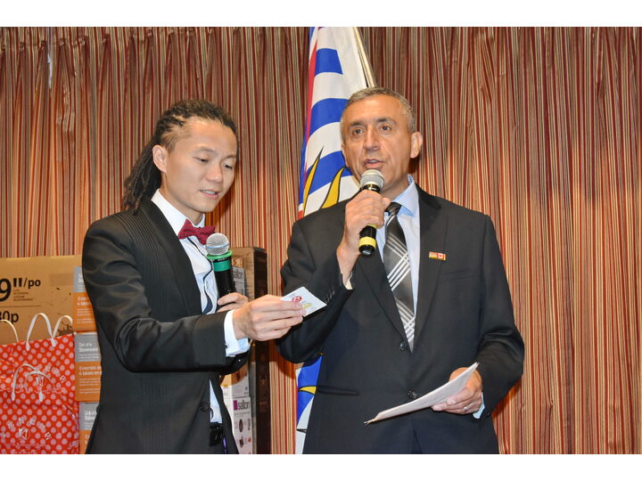 敘利亞難民迎新宴會