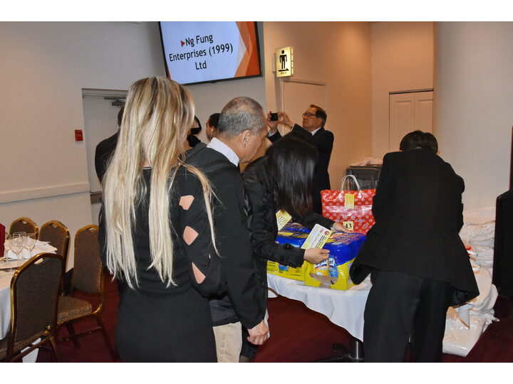 敘利亞難民迎新宴會