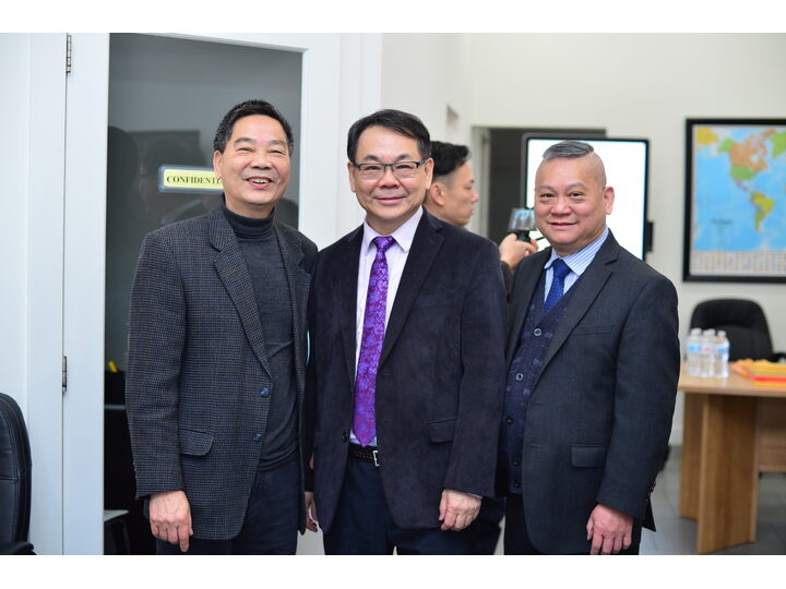 列治文總商會與越南 CAPA 訪問團簽署合作意向書