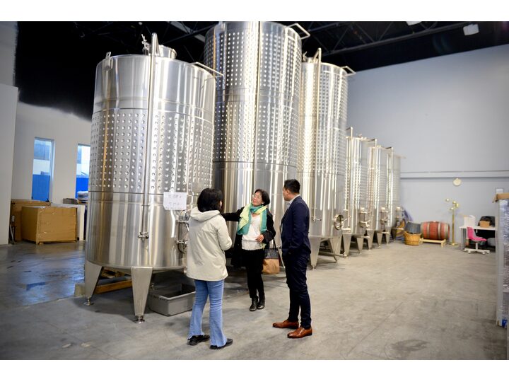 列治文總商會與越南 CAPA 訪問團簽署合作意向書